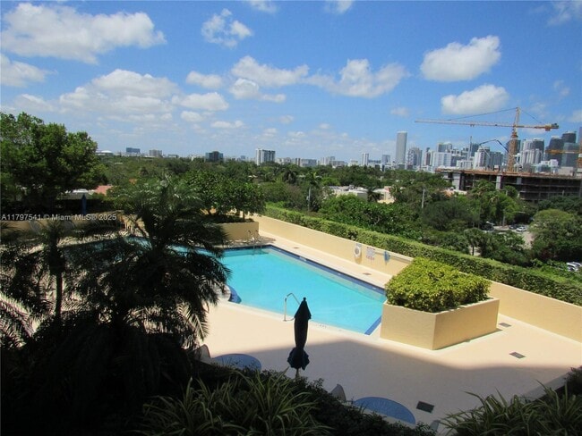 Building Photo - 2475 Brickell Ave