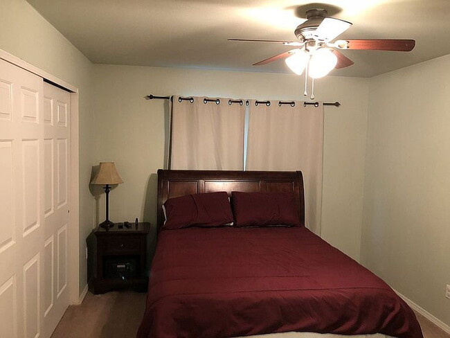 Building Photo - 3-Bed, 2-Bath Retreat in Scenic Eagle River, AK!"