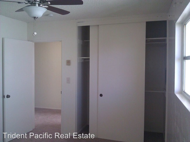 Building Photo - 868 G Ave
