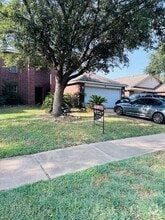 Building Photo - 15230 Weeping Cedar Ln