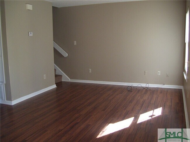 Building Photo - 136 Fox Chase Rd