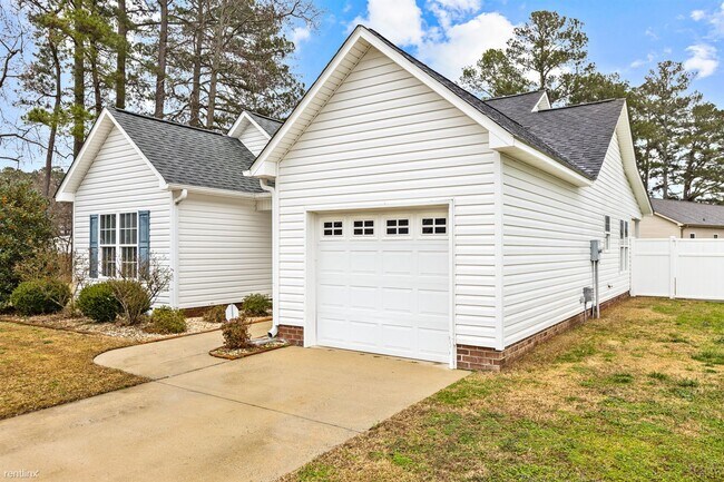 Foto del edificio - 3 br, 2 bath House - 392 Tamarack Drive