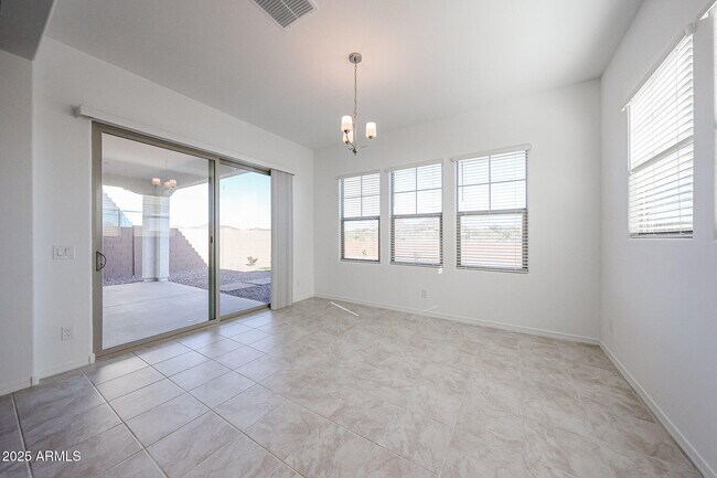 Foto del edificio - 25109 N 75th Ln