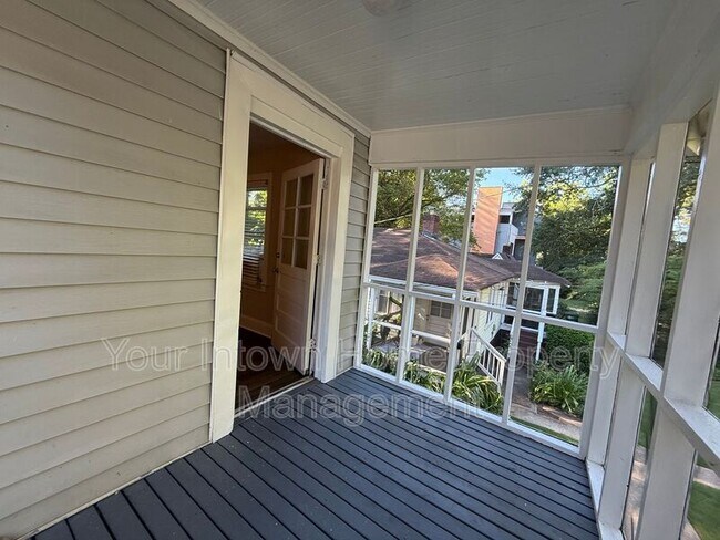 Foto del edificio - 225 Lowry St NE