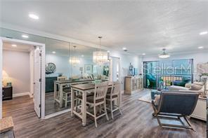 Building Photo - 6051 Sun Blvd