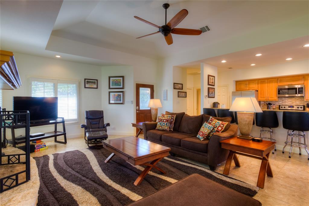 Foto principal - 1924 Clubhouse Hill Dr