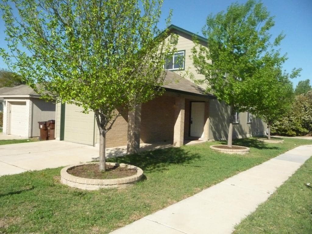 1500 Parkfield Cir, Round Rock, TX 78664 House Rental in Round Rock