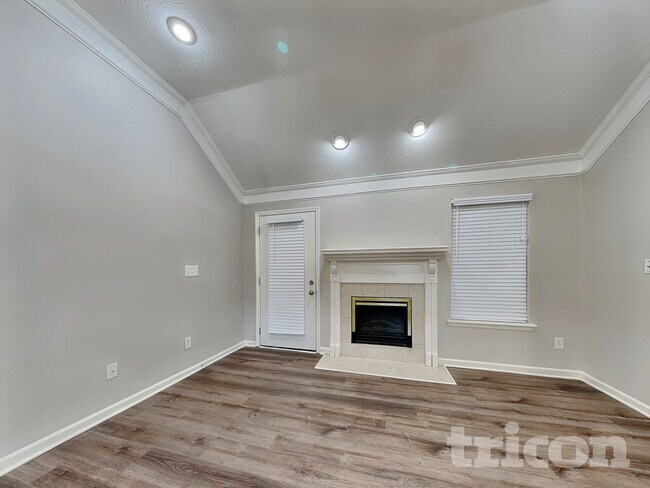 Foto del edificio - 1338 Wendell Ln