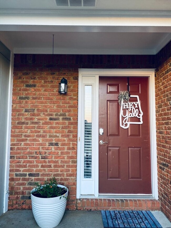 ENTRANCE - 120 Claremont Ave