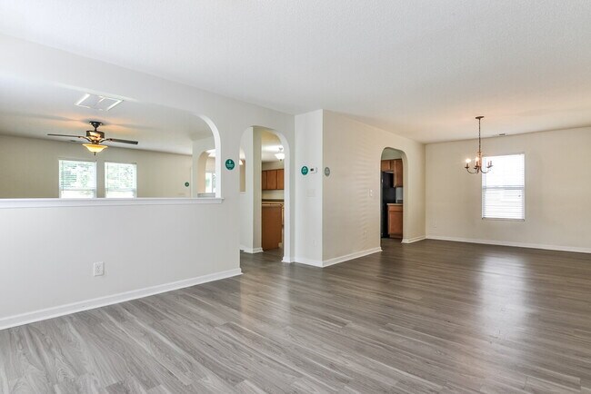 Building Photo - 189 Brookhaven Dr