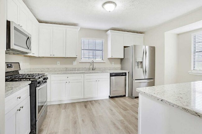 Foto del edificio - 5576 Pennybrook Ct