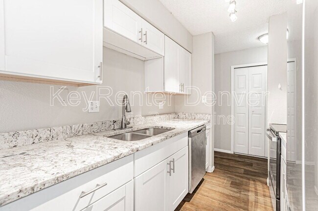 Foto del edificio - 7755 E Quincy Ave