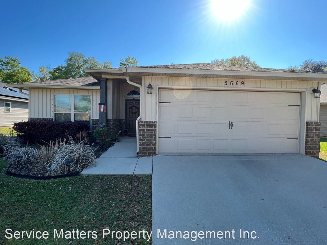 Primary Photo - 3 br, 2 bath House - 5669 Peach Dr