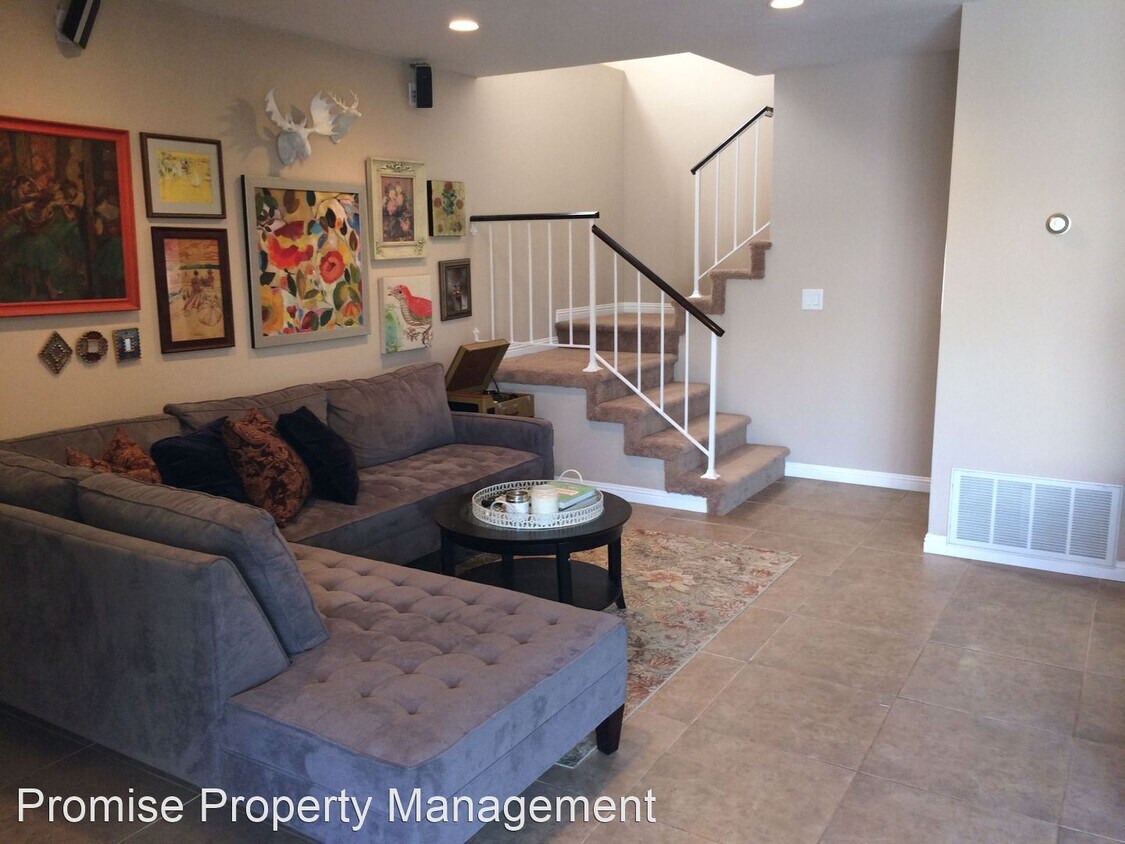 2 br, 1.5 bath House 755 Timber Cove Way House for Rent in Oceanside, CA