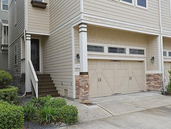 Foto del edificio - 1241 Nelson Falls Ln