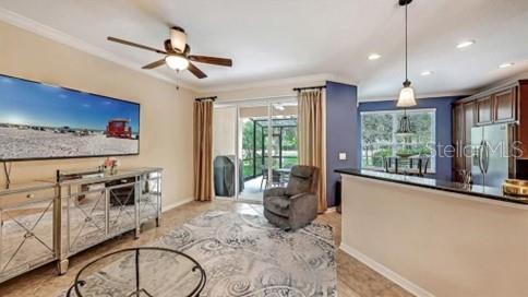 Foto del edificio - 8128 Villa Grande Ct