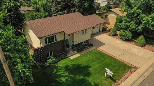 Building Photo - 1024 W 97th Ave