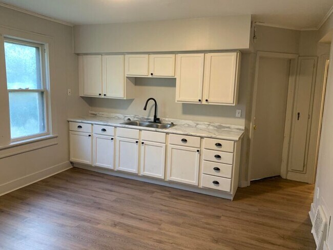 Foto del edificio - 5061 N 32nd St.