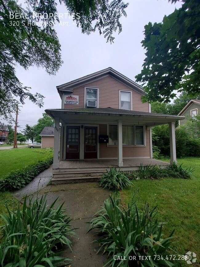 Building Photo - 320 S Huron St