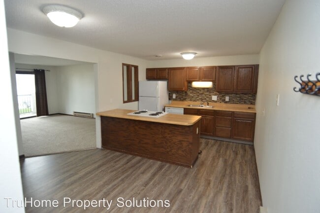Building Photo - 2 br, 2 bath House - 815 Duke Drive #409