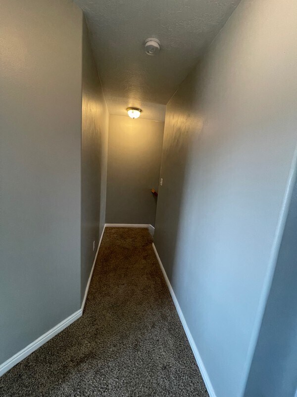 Foto del edificio - 451 N 1160 E St