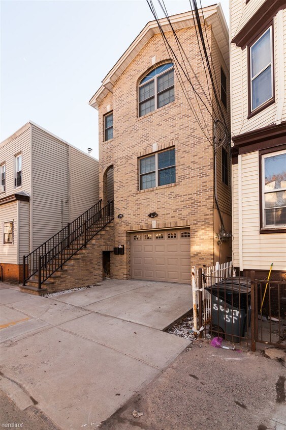 173 South St, Jersey City, NJ 07307 Apartment for Rent in Jersey City