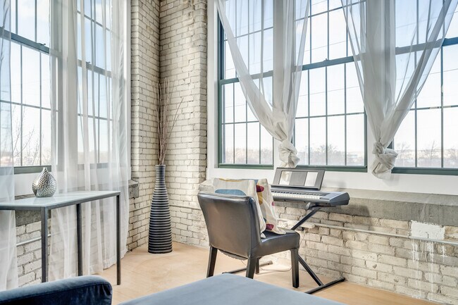 Foto del edificio - 43 Charlton St