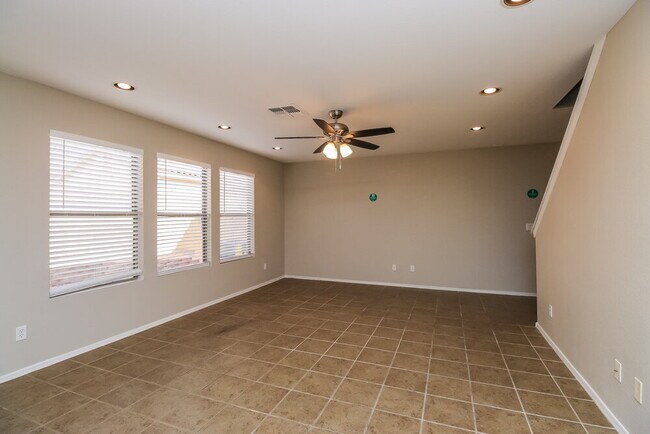 Foto del edificio - 3277 S Chaparral Rd