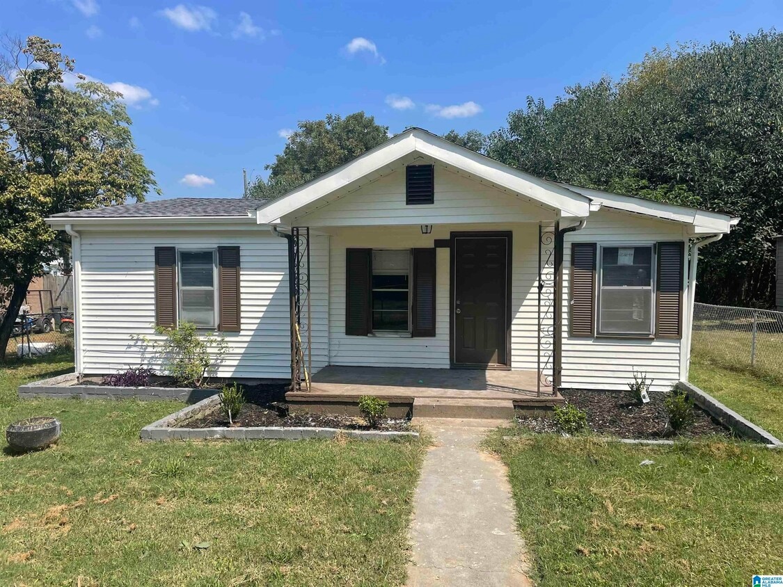 1715 16th Way N, Bessemer, AL 35020 House Rental in Bessemer, AL