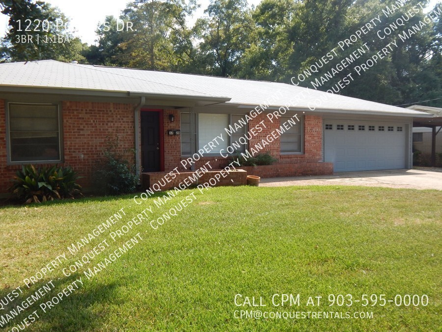 Primary Photo - Spacious 3 Bedroom, 1-1/2 Bath Home in Tyler!