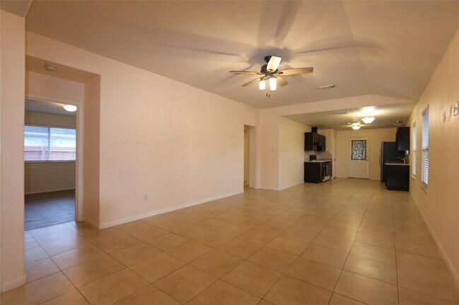 Foto del edificio - 13118 Willow Landing Ln