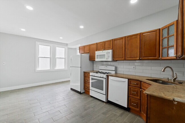 Cocina - 114 Littleton Ave