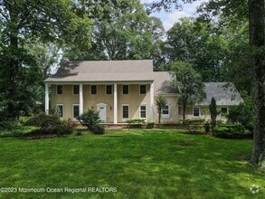 Building Photo - 18 Seven Oaks Dr