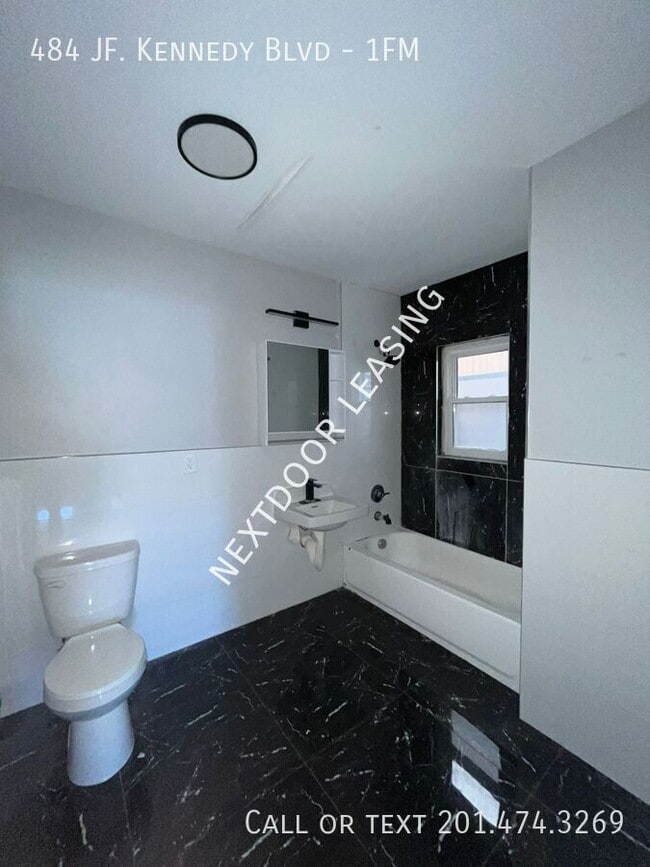 Building Photo - 484 John F. Kennedy Blvd