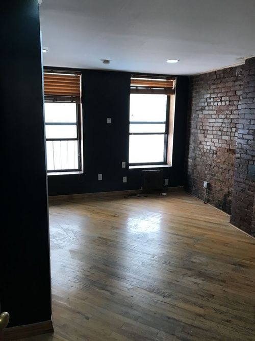Primary Photo - 125 Orchard St