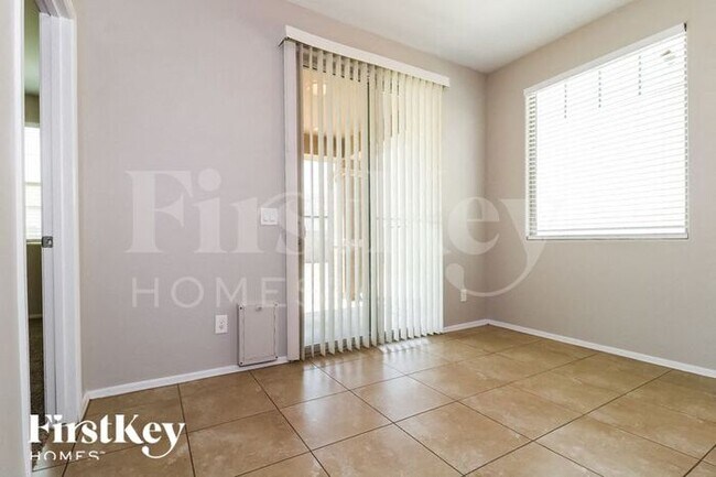 Building Photo - 11951 W Rio Vista Ln