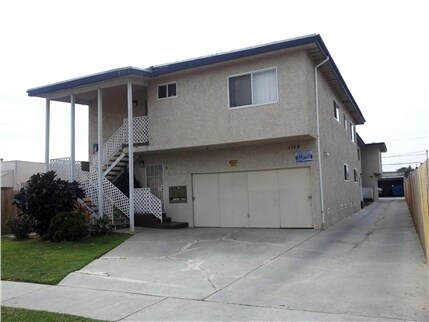 Foto del edificio - 1114 W 92nd St