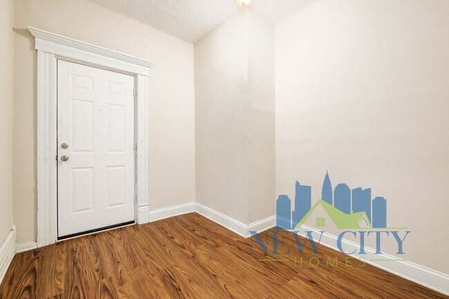 Foto del edificio - 132 Dakota Avenue, Columbus, OH 43223
