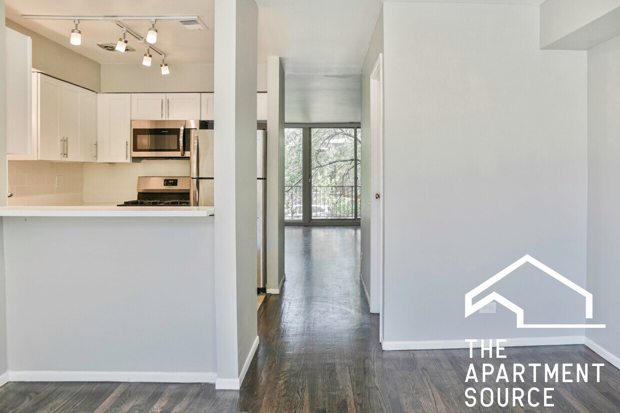 2012 N Larrabee St Unit 2f, Chicago, IL 60614 Apartments in Chicago, IL