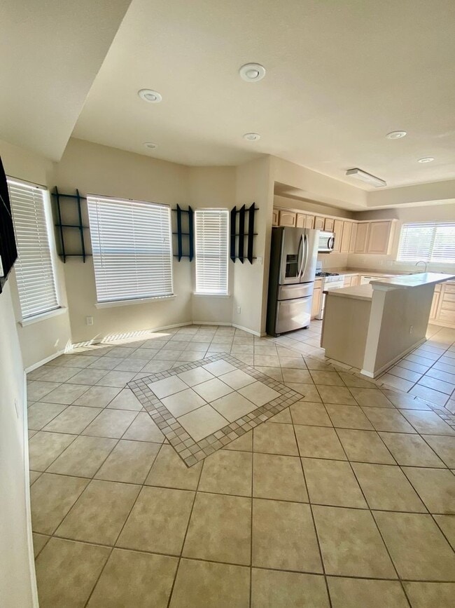 Building Photo - 3328 Green Ridge Ct