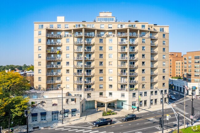 Foto del edificio - Buena Pointe