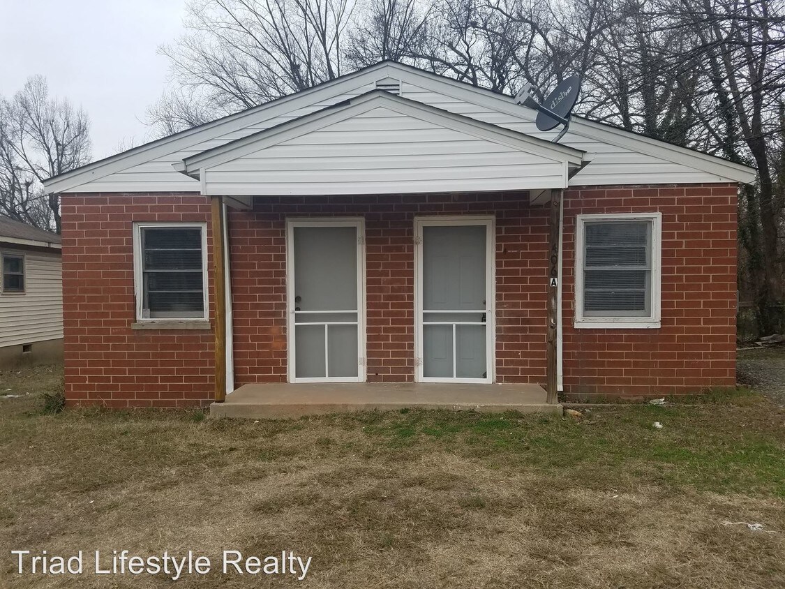 Primary Photo - 406 W Willis Ave