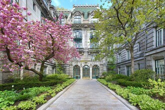 Building Photo - 1514 Beacon St
