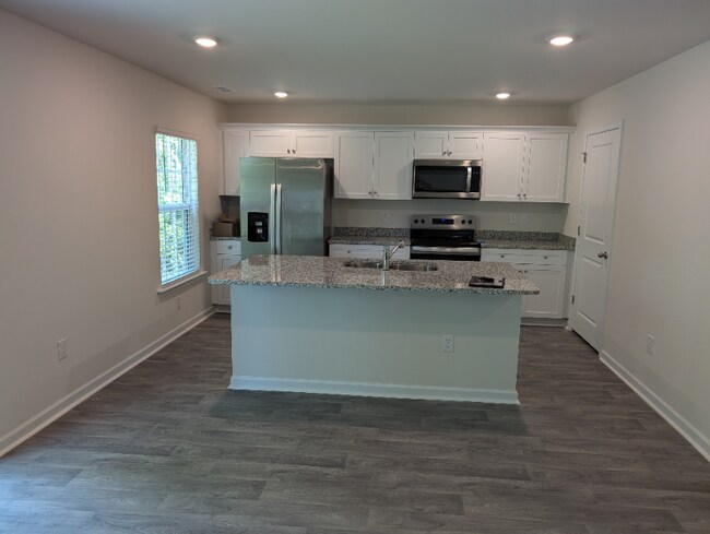 Foto del edificio - 6025 Howth Wy