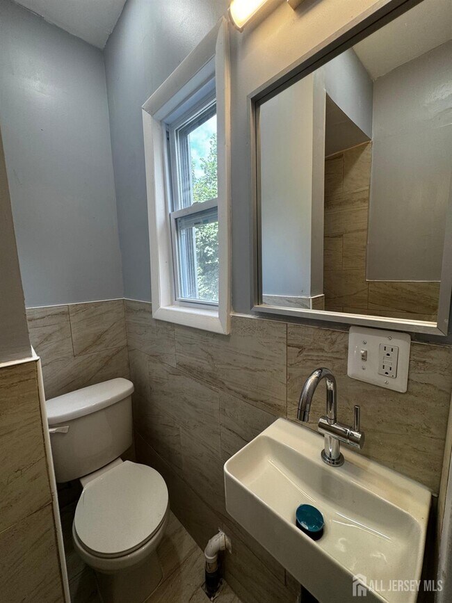 Foto del edificio - 830 S 16th St