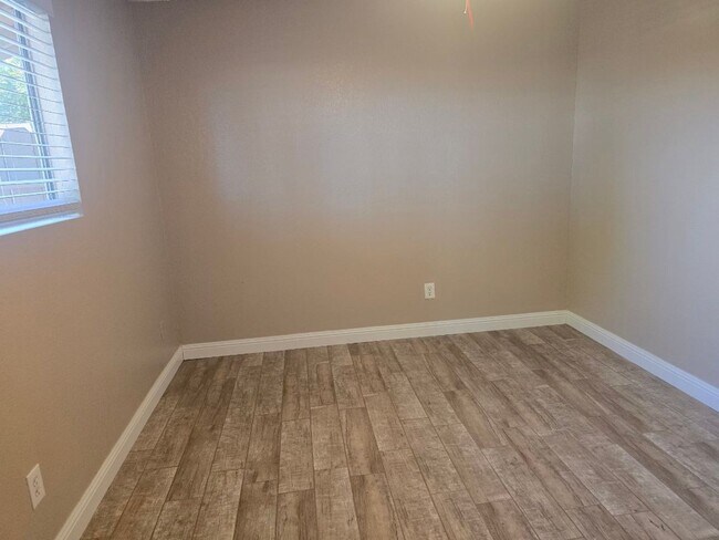 Foto del edificio - Spacious 2BD/2BTH with Private 2 Car Garag...