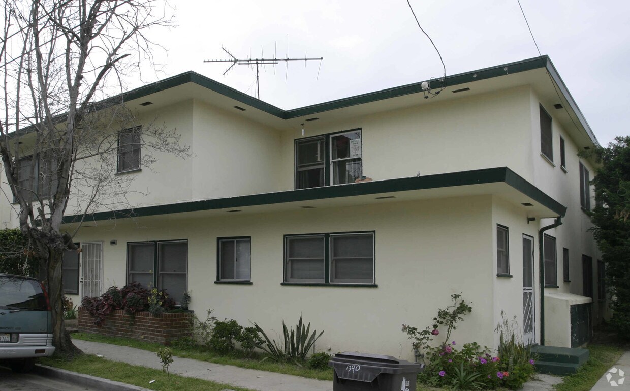 Foto del edificio - 1346 E Florida St
