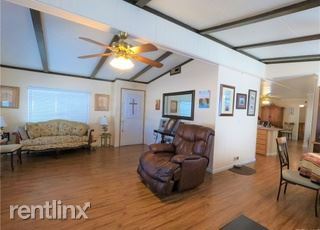 Building Photo - 2 br, 2 bath House - 3500 Buchanan St Spc 141