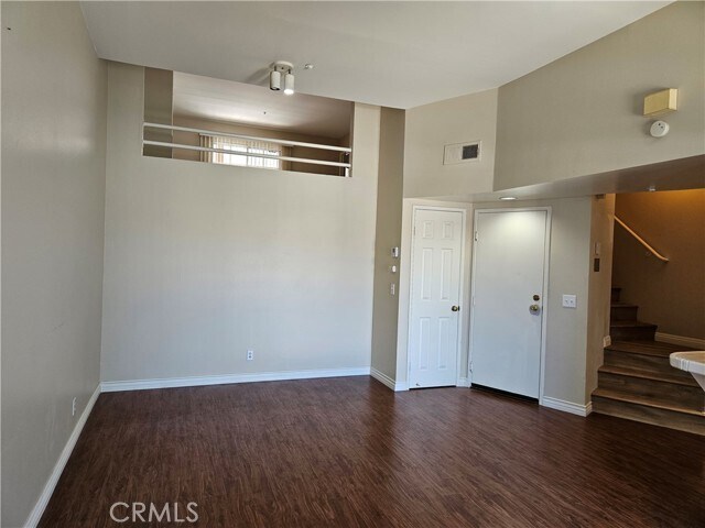 Foto del edificio - 8707 Walker St