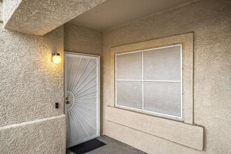 Building Photo - 344 Sunward Dr